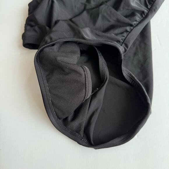 Merona One-Piece Swimsuit Padded Halter Neck Backless Lazer Cut size Small Black - Picture 7 of 15